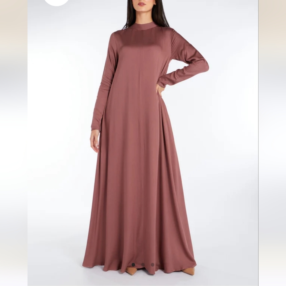AAB High Neck Rose Abaya